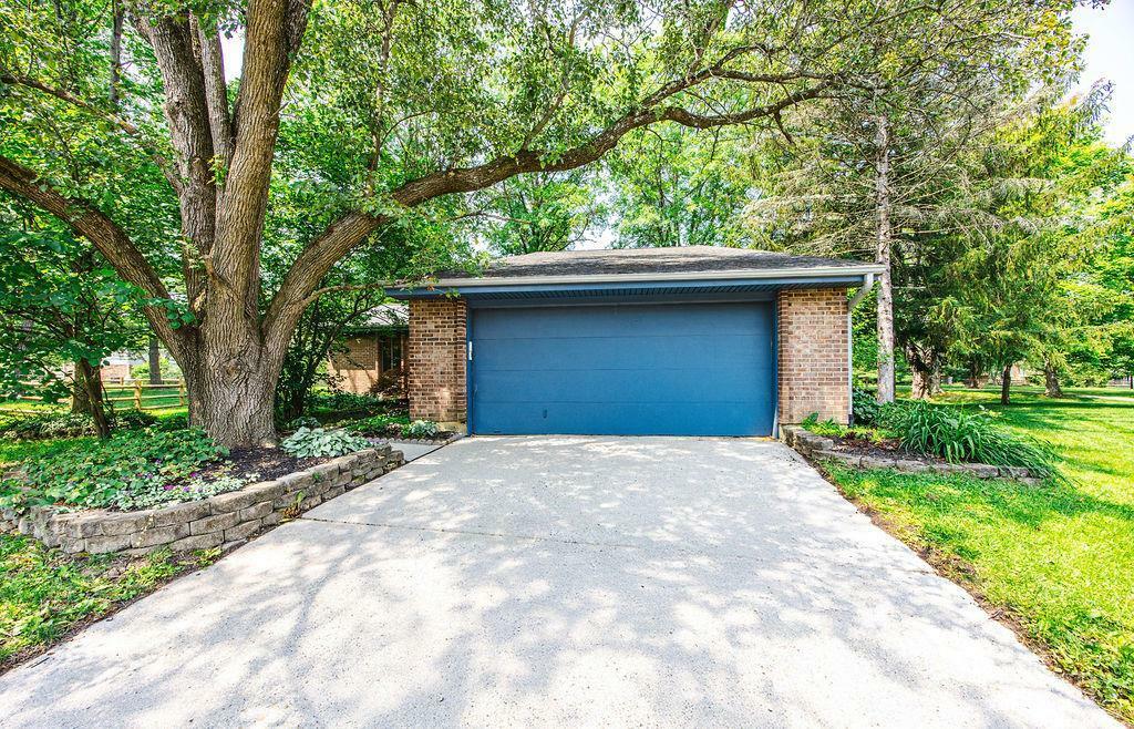 Property Photo: 8669 Schoolhouse Place OH 45039