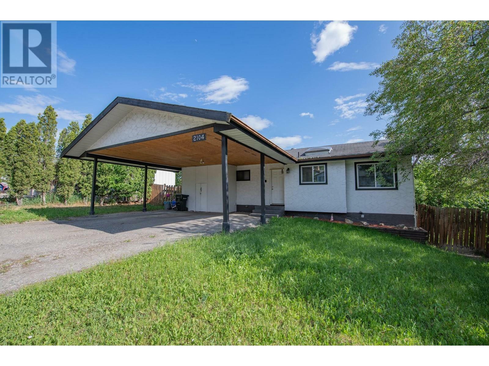 Property Photo: 2104 20 Avenue BC V1T 7J6
