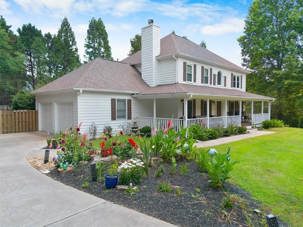 Property Photo:  2820 Channing Way  GA 30040 