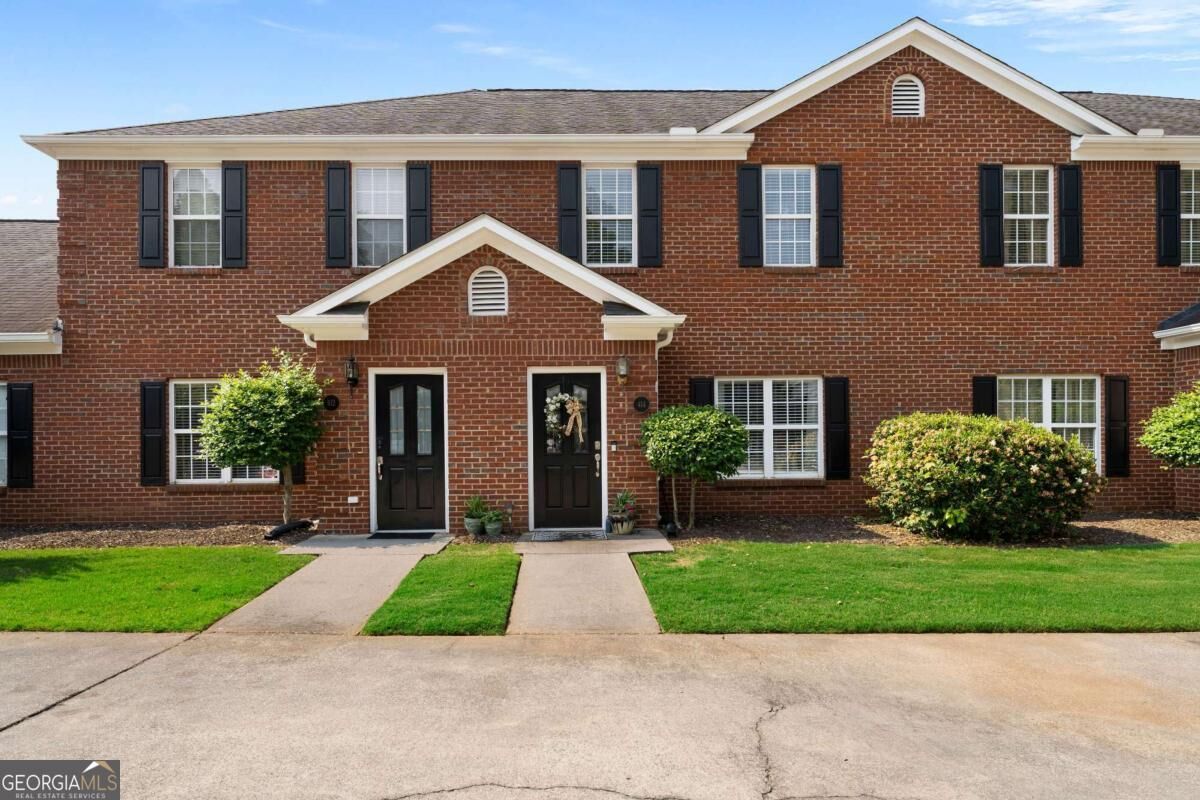 Property Photo: 414 Manor Way GA 30120