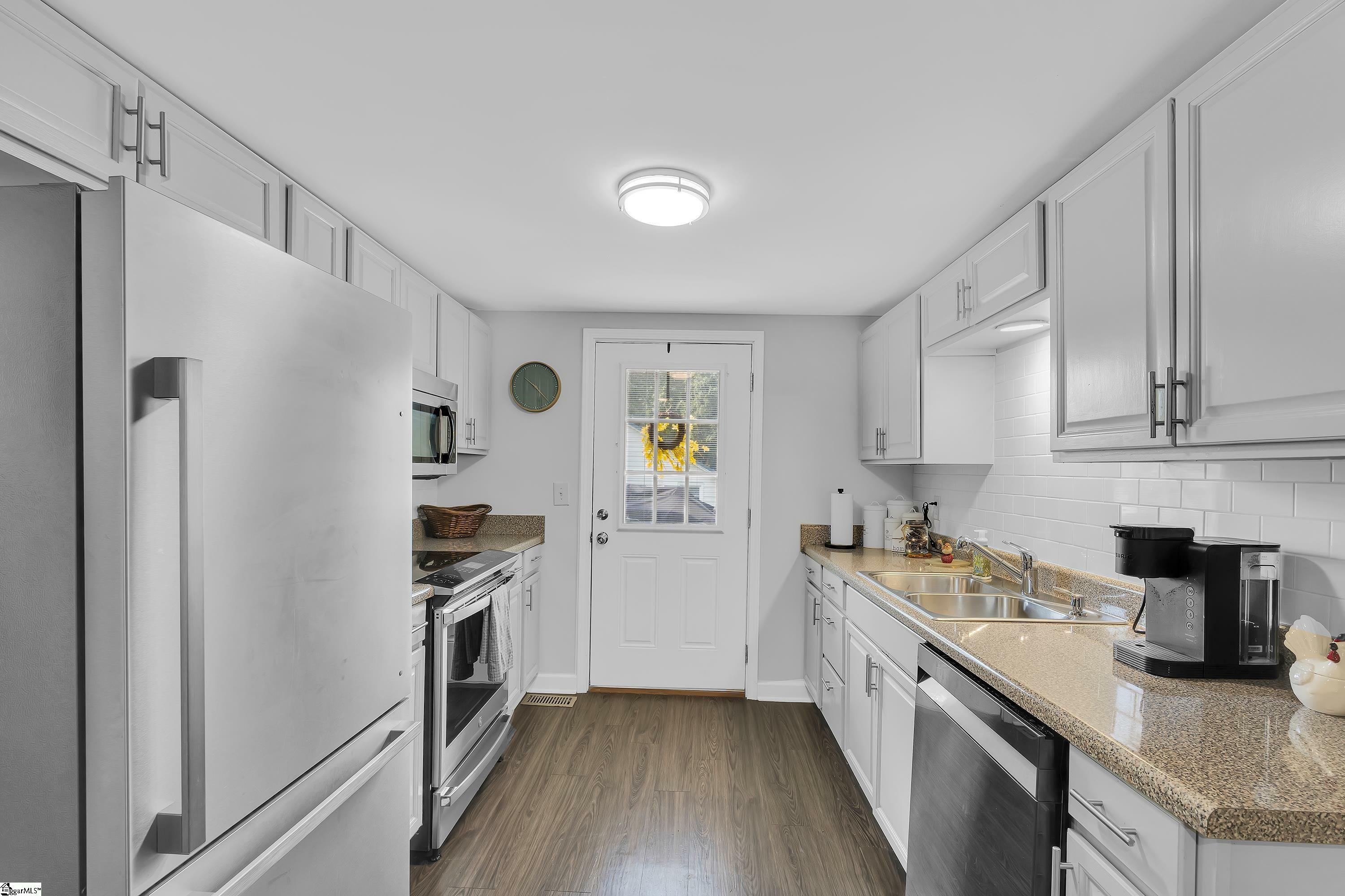 Property Photo: 316 W Blue Ridge Street SC 29670
