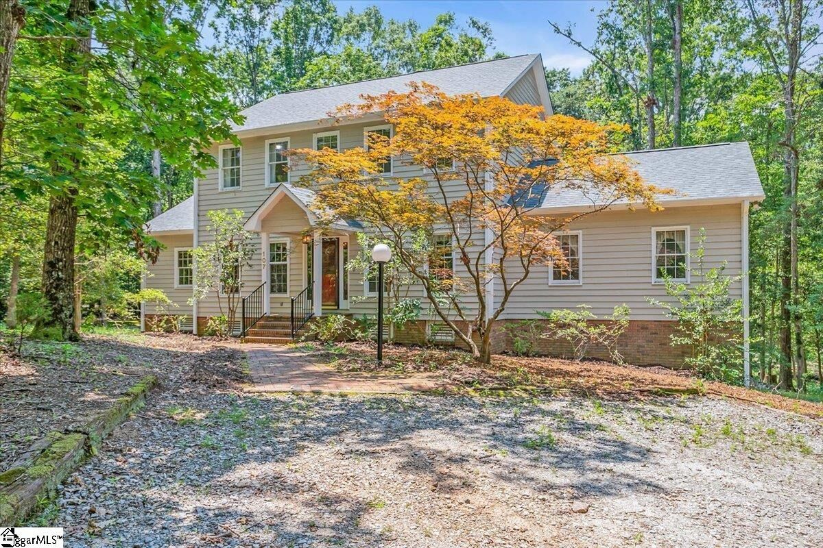 Property Photo:  107 Cinder Creek Lane  SC 29307 