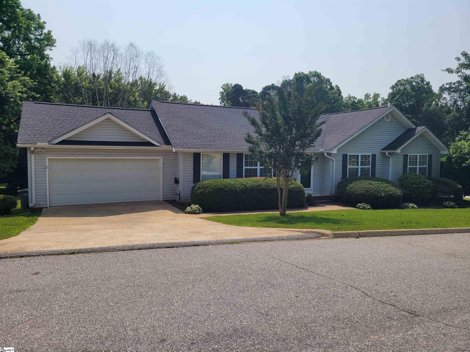 Property Photo:  2 Mountainside Way  SC 29609