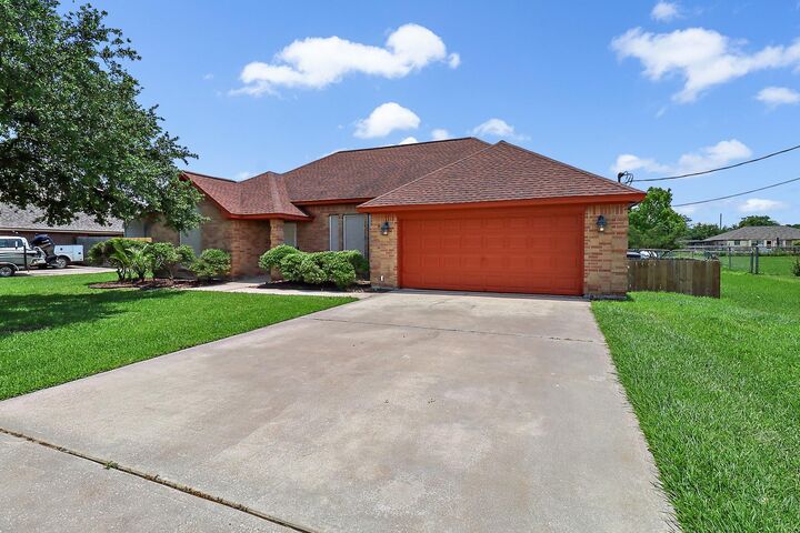 Property Photo:  4614 Joe Patch Road  TX 77523 