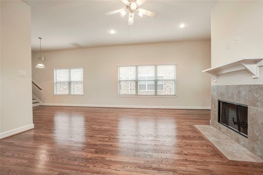 Property Photo:  520 Westcross Street  TX 77018 