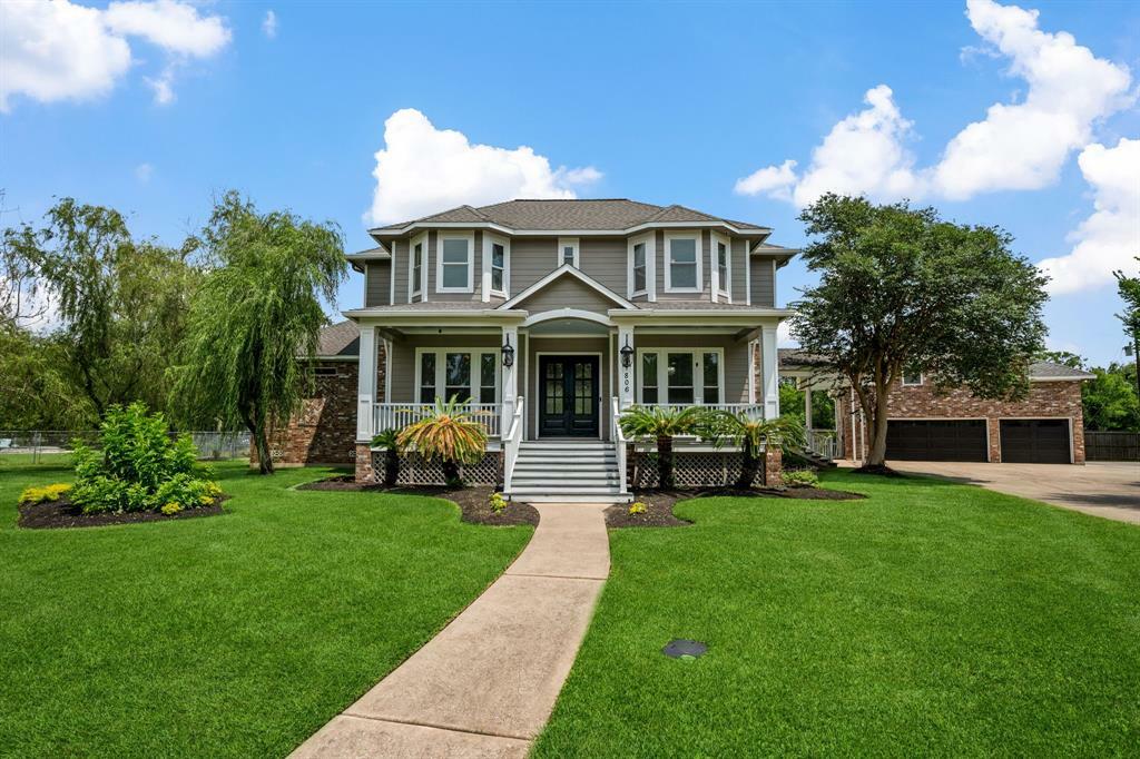 Property Photo: 806 Quintana Roo Place TX 77586