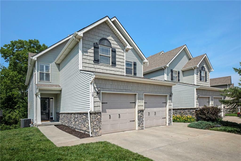 Property Photo:  19 NW 95th Place  MO 64155 