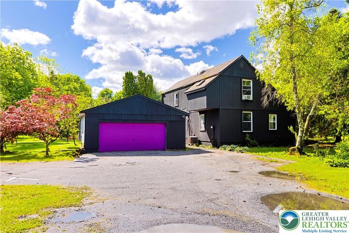 2671 Community  Moore Twp PA 18014 photo