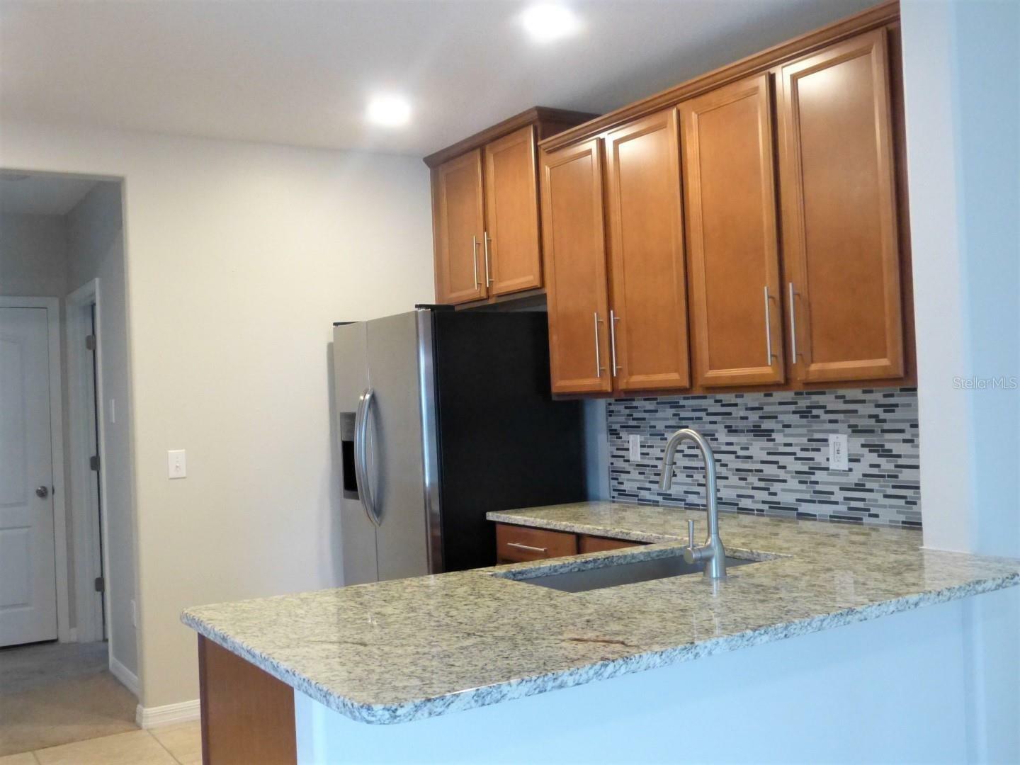 Property Photo: 1808 Early Bird Place FL 33570