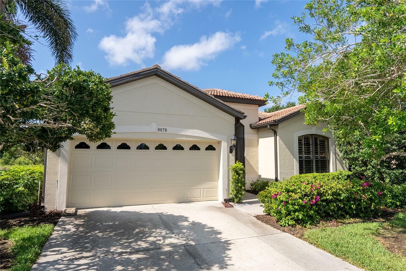 8078 Stirling Falls Circle  Sarasota FL 34243 photo