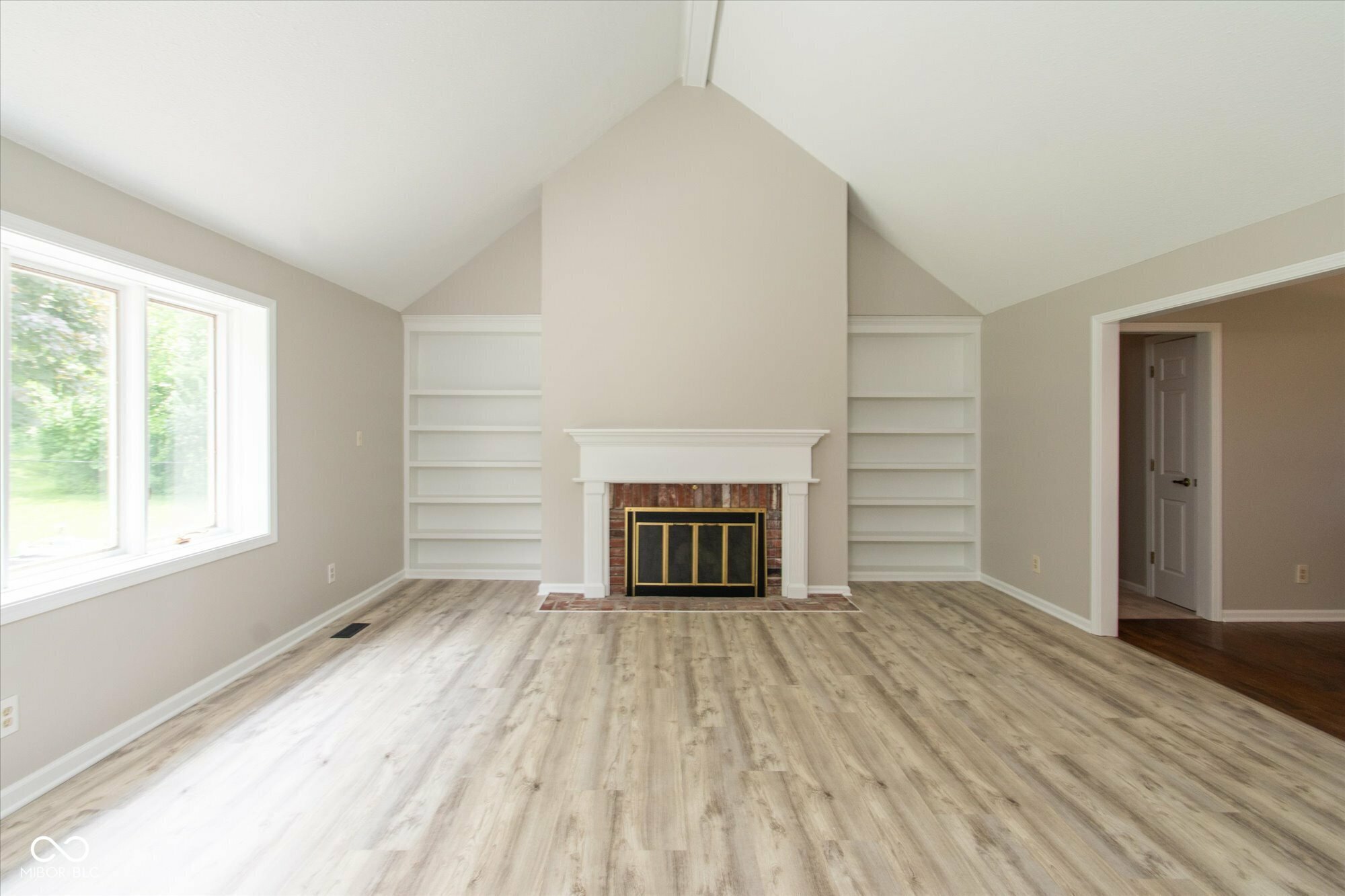 Property Photo: 4351 W Fox Ridge Avenue IN 46143