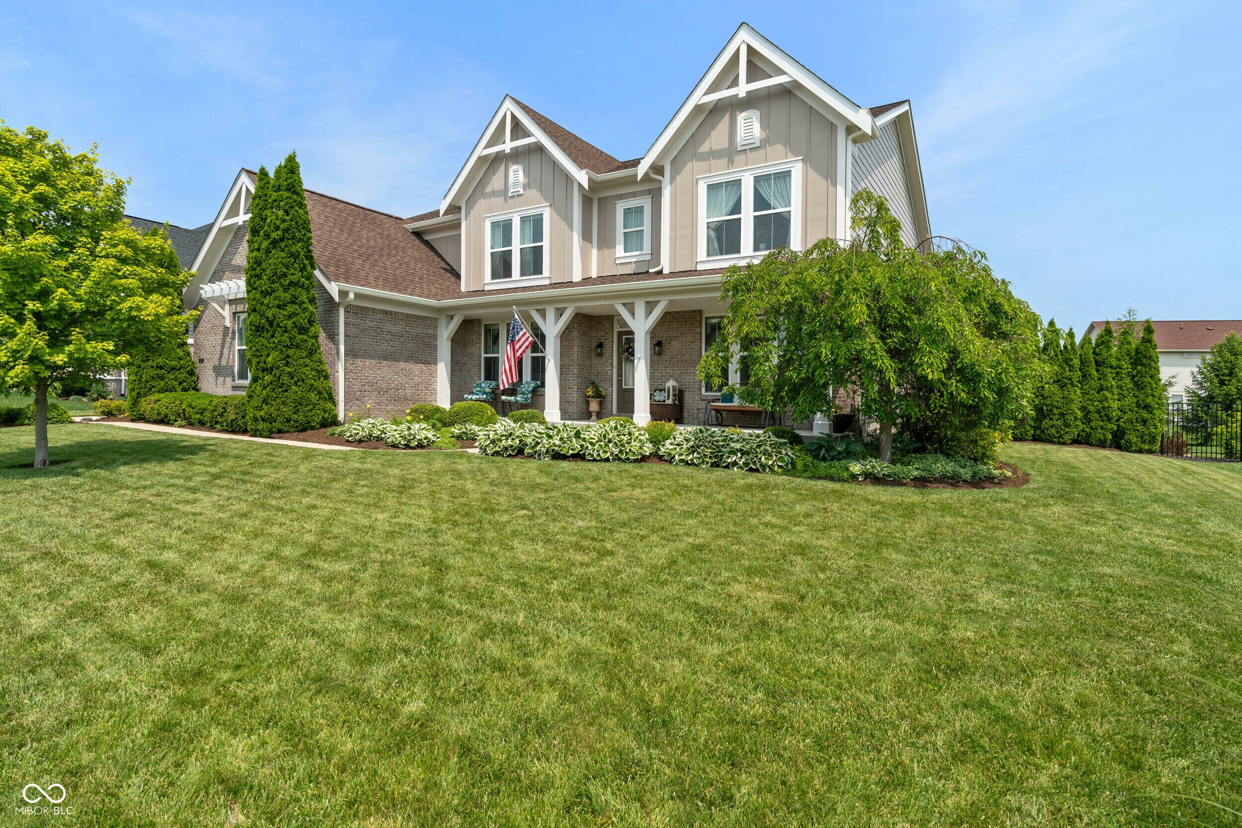 Property Photo: 1102 Clearwell Drive IN 46143