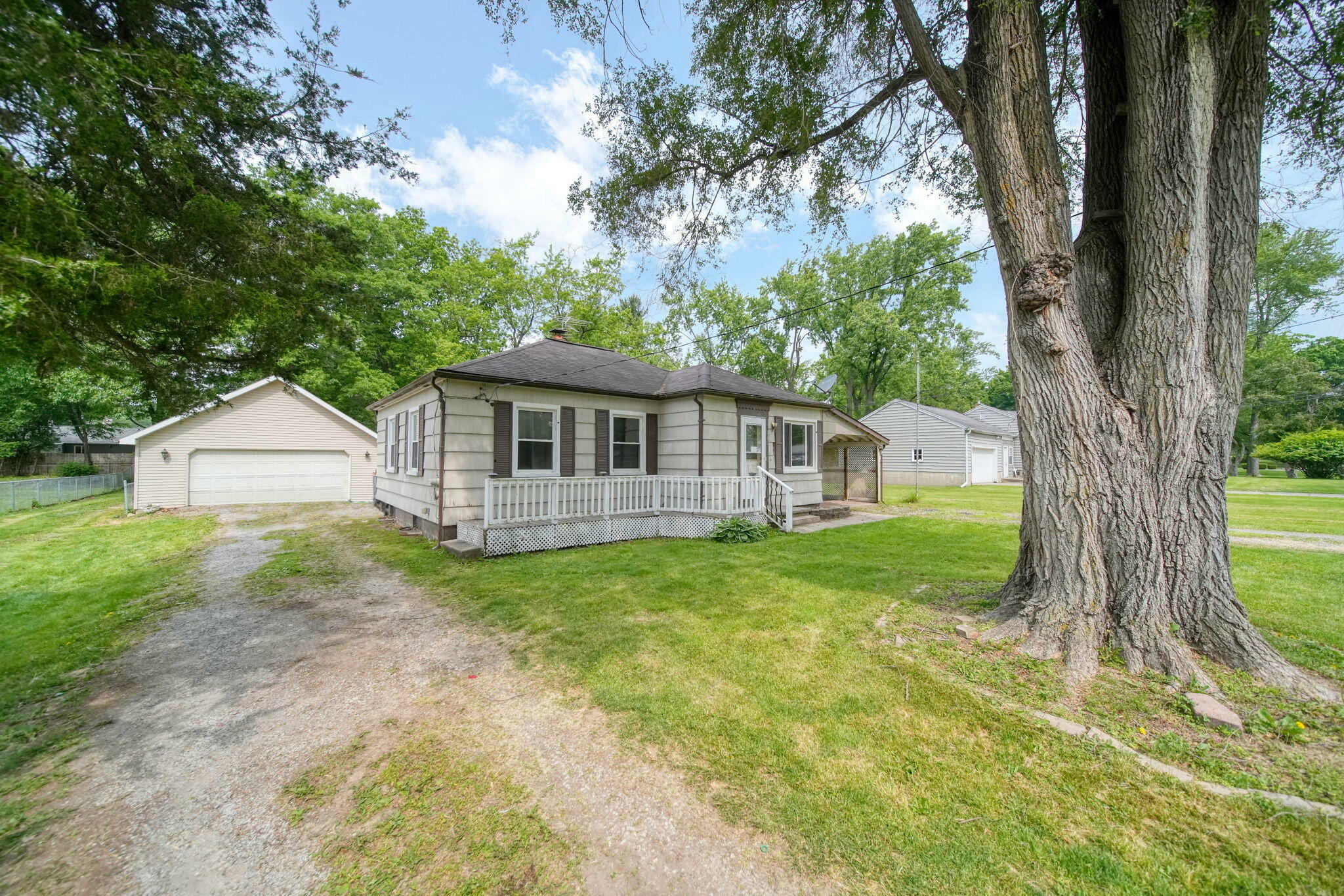 Property Photo:  3500 Harding Road  MI 49203 