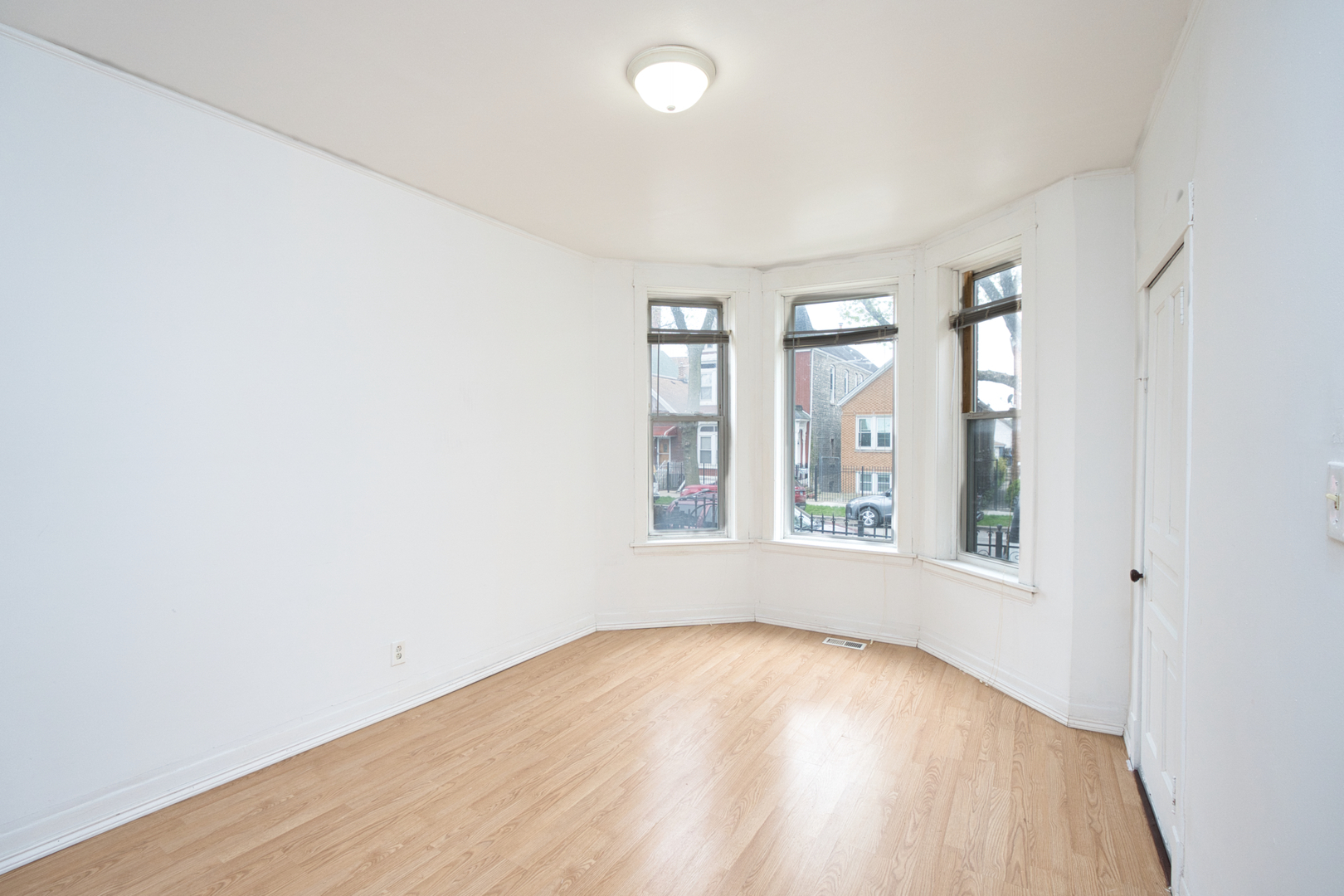 Property Photo: 3645 S Wood Street IL 60609