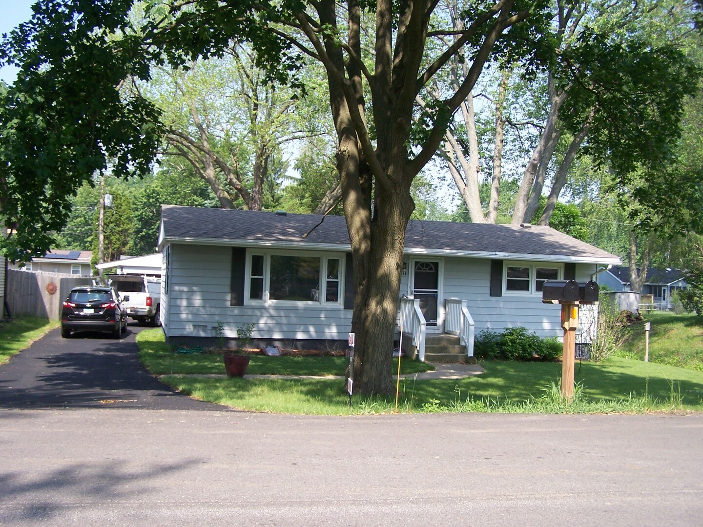 Property Photo: 1711 Beach Road IL 60050