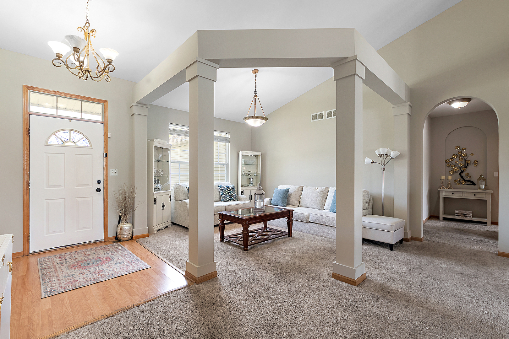 Property Photo: 1611 Wintercrest Lane IL 60404