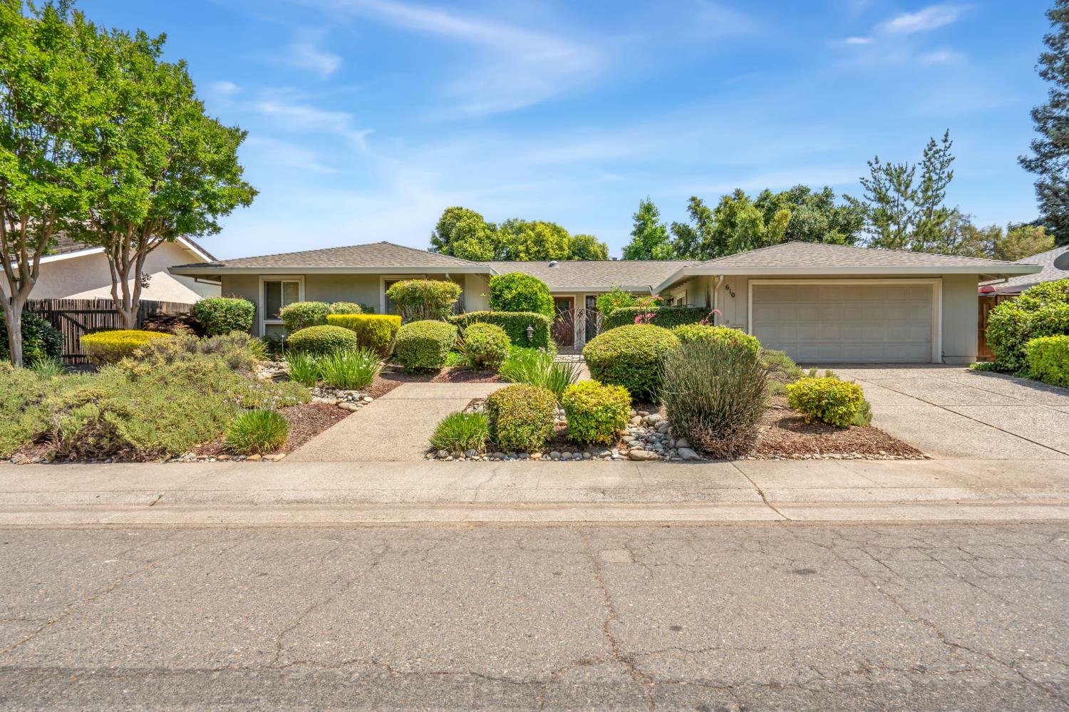 610 Morris Way  Sacramento CA 95864 photo