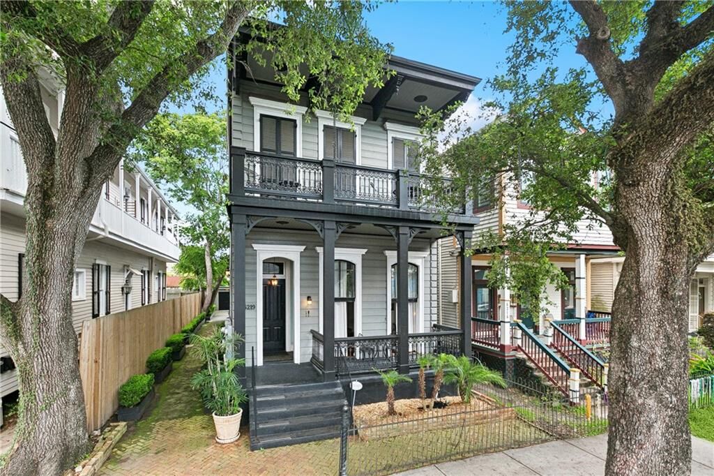 Property Photo: 5219 Magazine Street B LA 70115