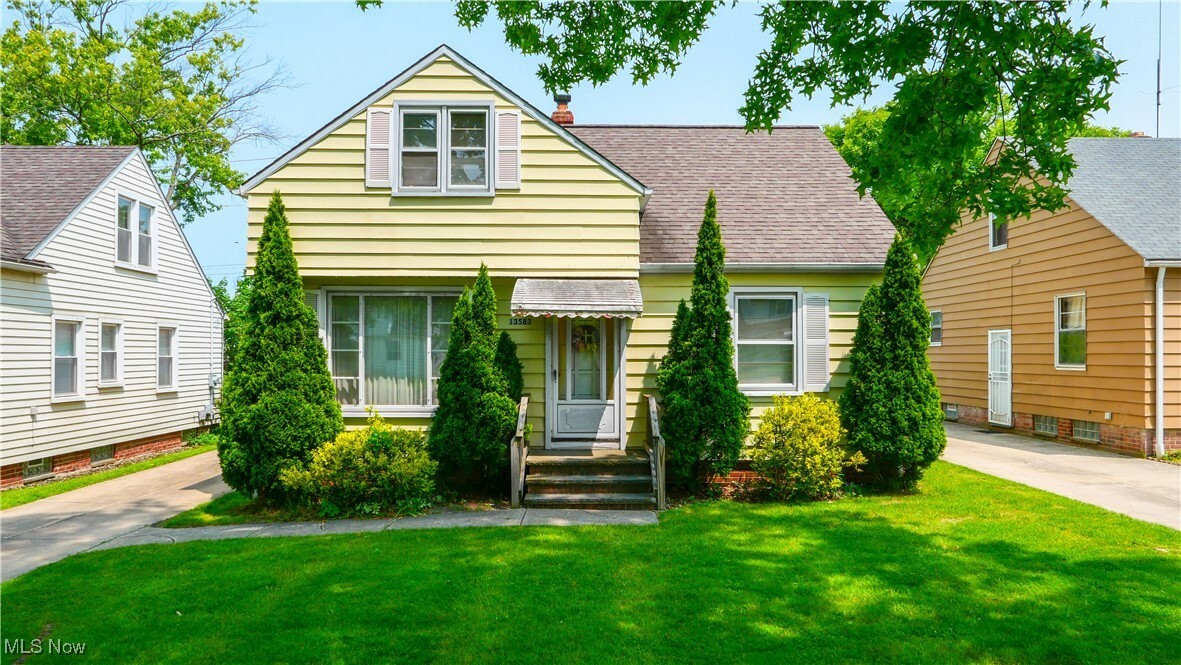 Property Photo:  13583 Shady Oak Boulevard  OH 44125 
