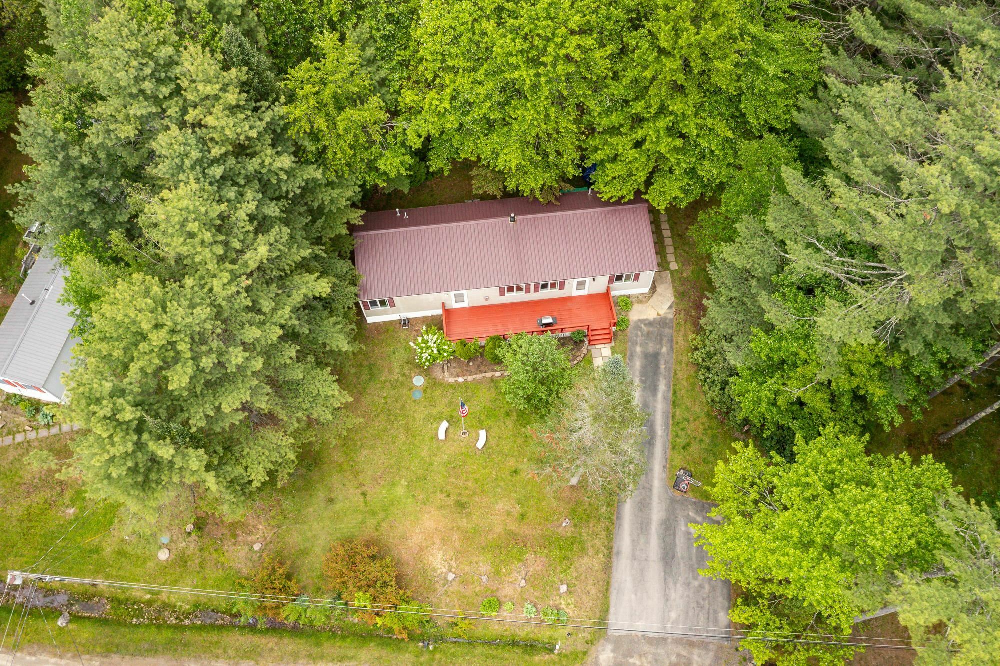 Property Photo: 2196 Sanford Road ME 04090