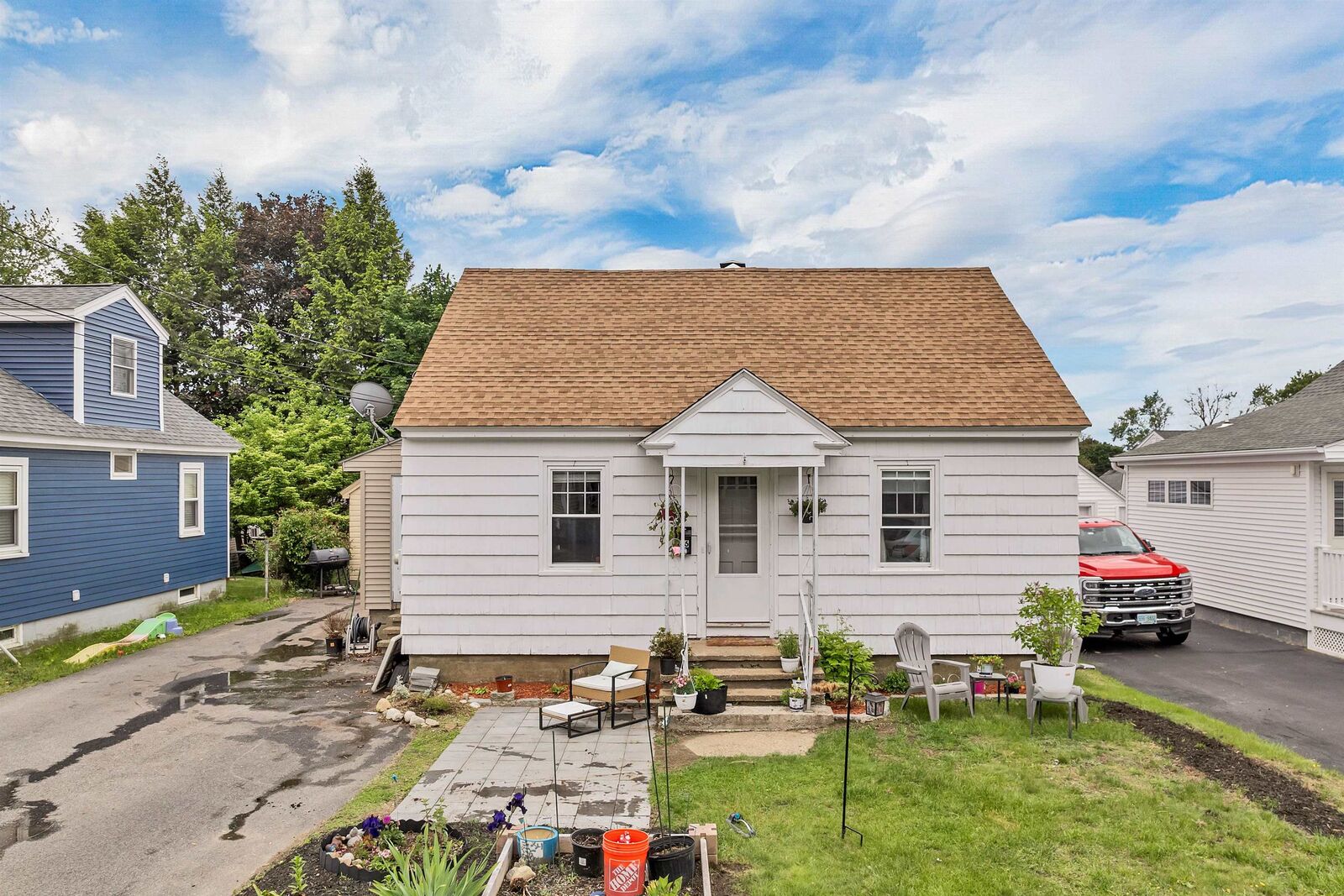 Property Photo:  146 Anthony Street  NH 03103 