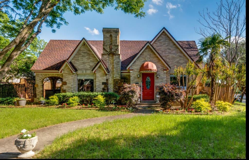 Property Photo: 5202 Morningside Avenue TX 75206