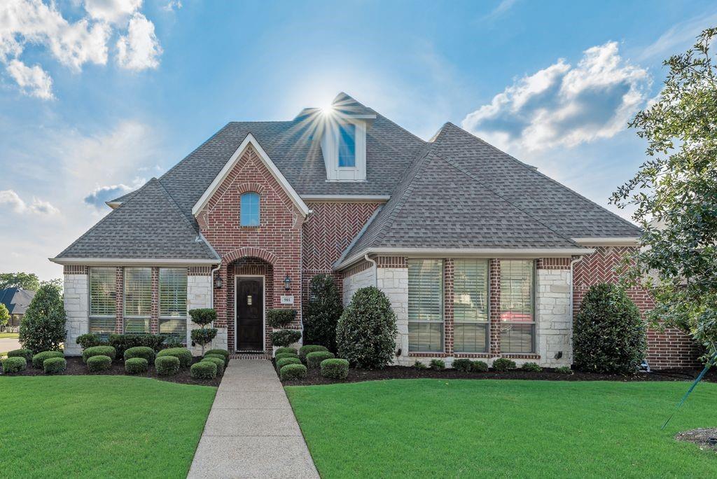 Property Photo: 901 Jessica Lane TX 75078