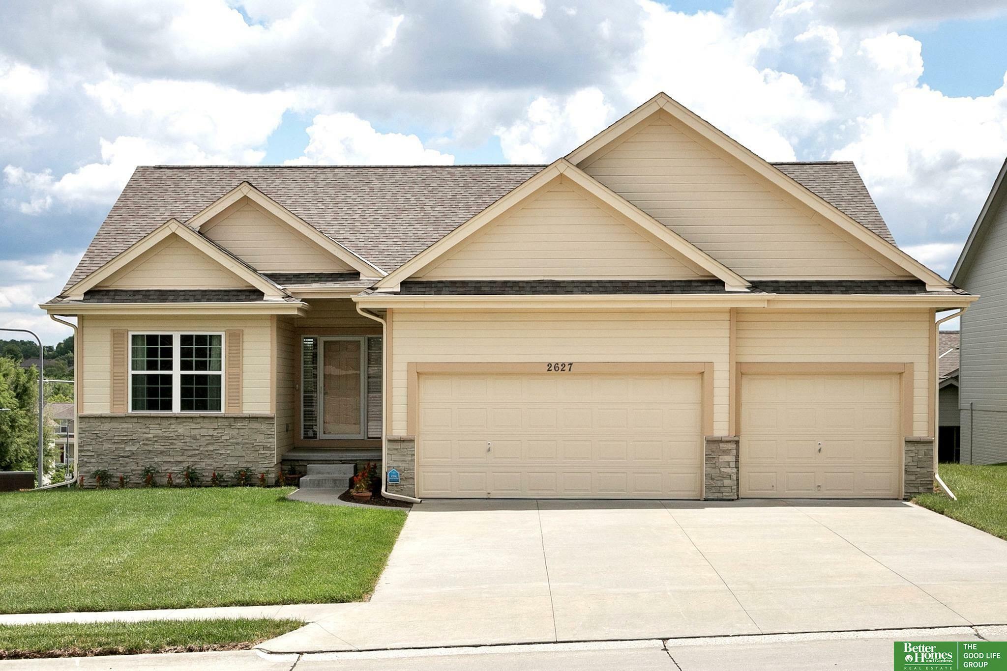 Property Photo:  2627 N 166th Street  NE 68116 