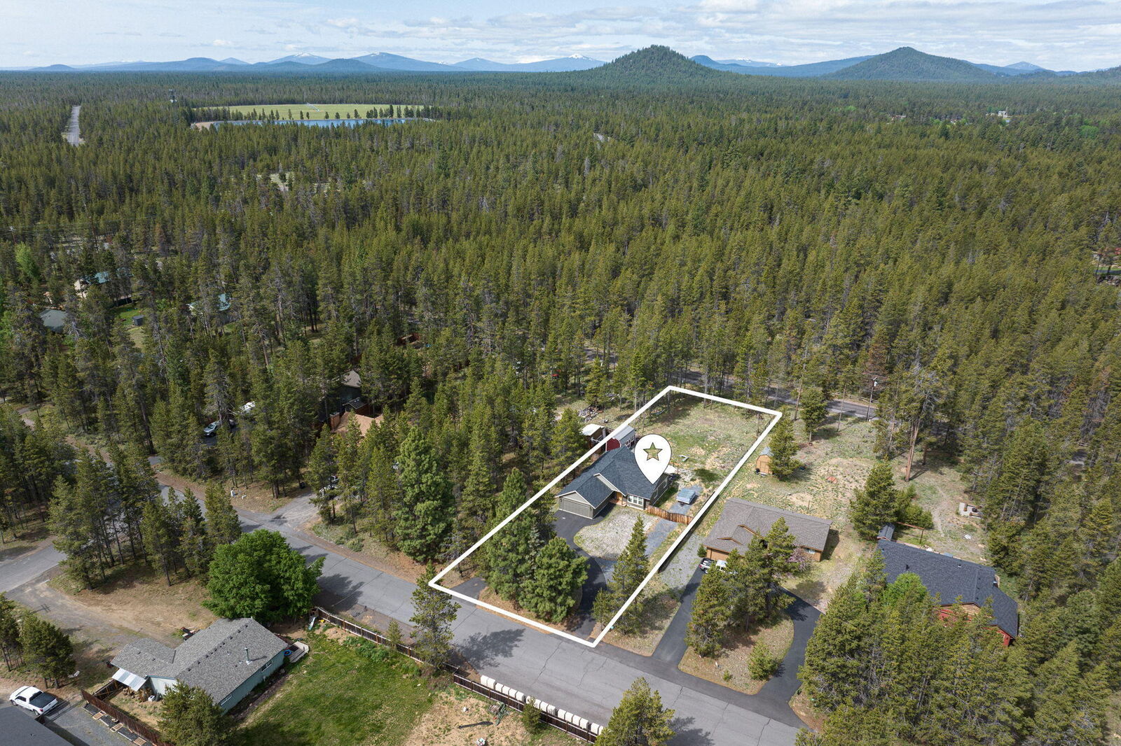 Property Photo:  55659 Swan Road  OR 97707 