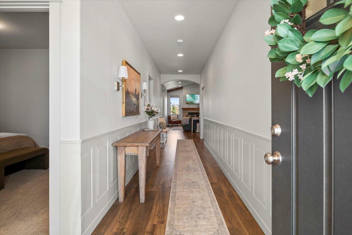 Property Photo: 3562 NW 9th Court OR 97756