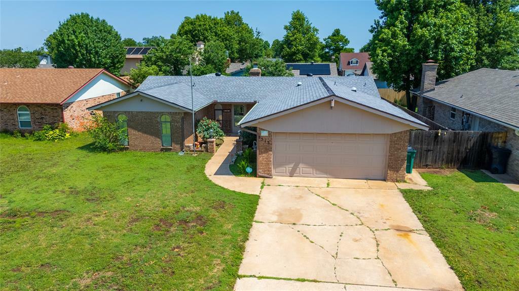 Property Photo: 8513 NW 89th Street OK 73132