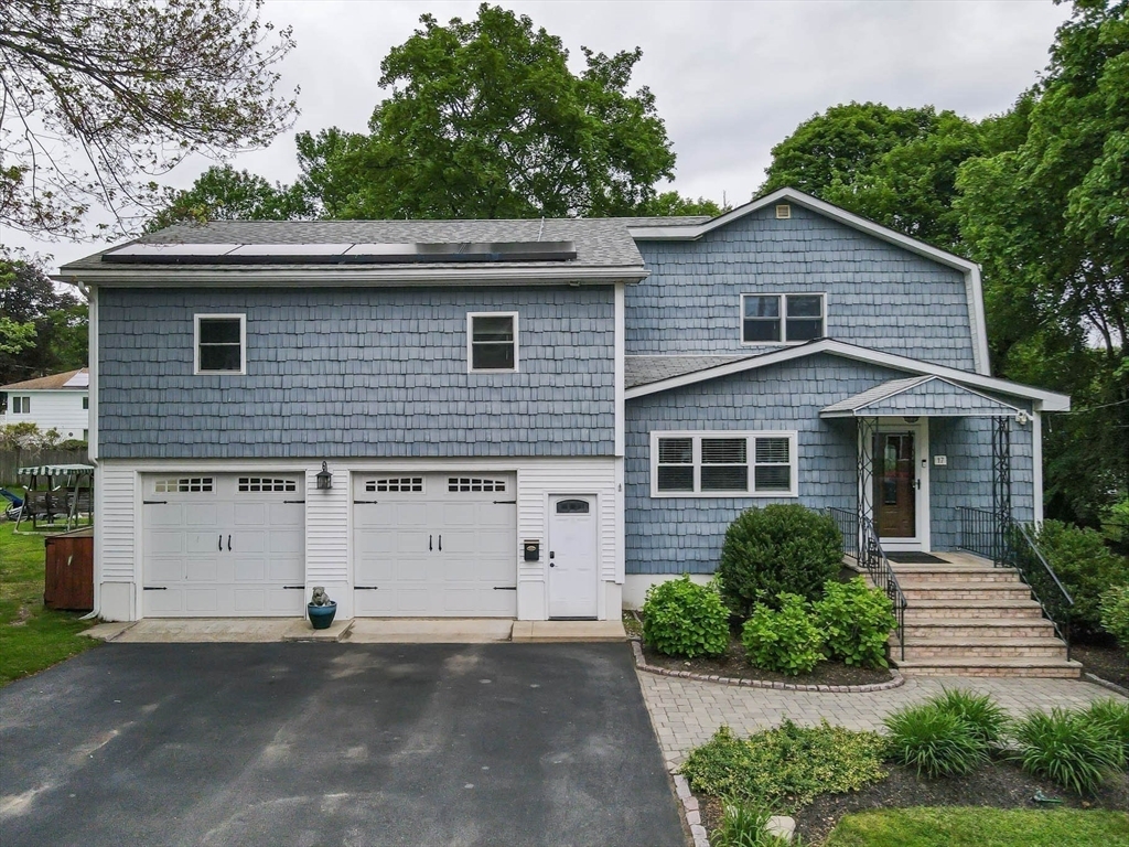 17 Longwood Dr  Methuen MA 01844 photo