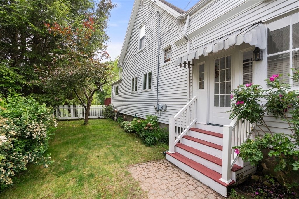 Property Photo: 64 Chapel MA 02062