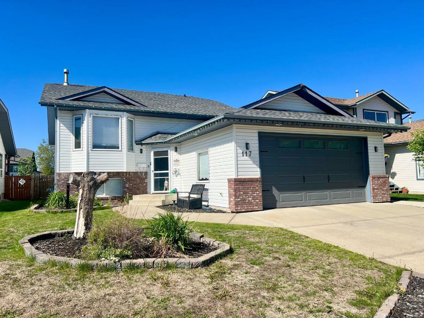 117 Lamont Close  Red Deer AB T4R 2R6 photo