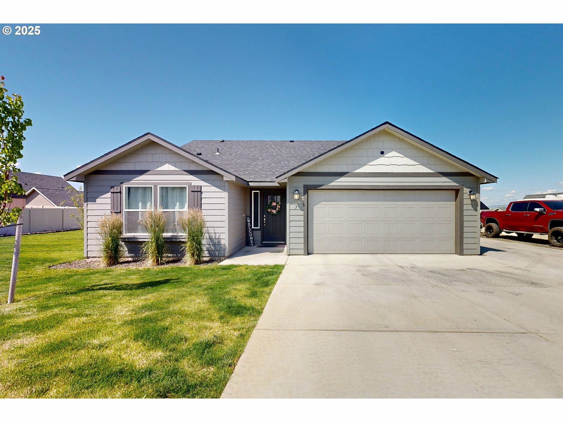 Property Photo: 7 Patty Cir OR 97862