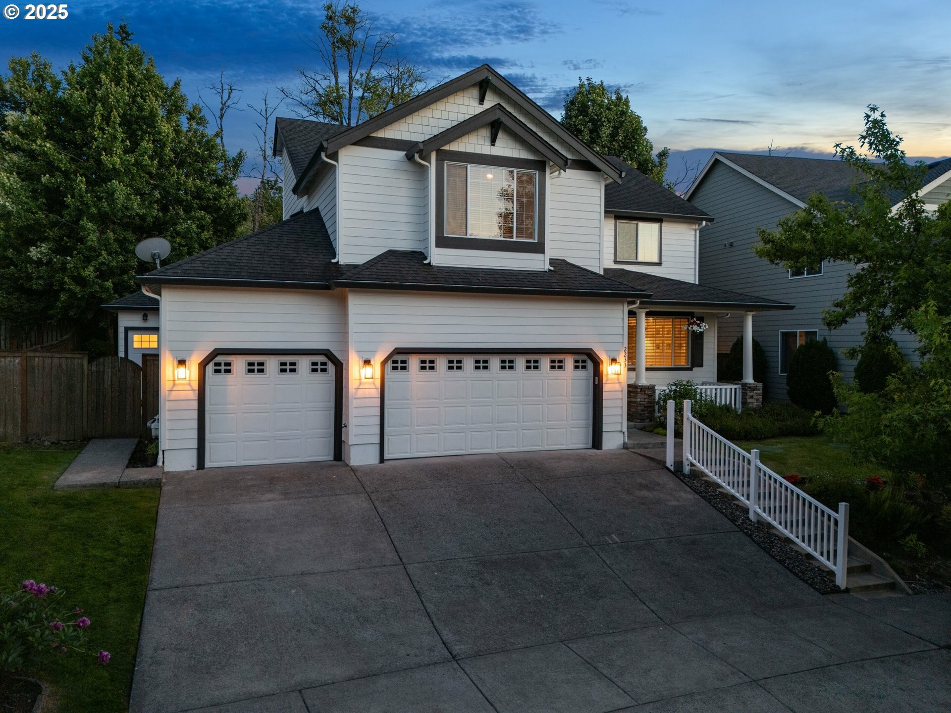 2233 NW Oxford St  Camas WA 98607 photo