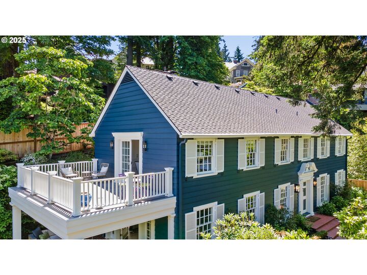 2505 SW Hillcrest Dr  Portland OR 97201 photo