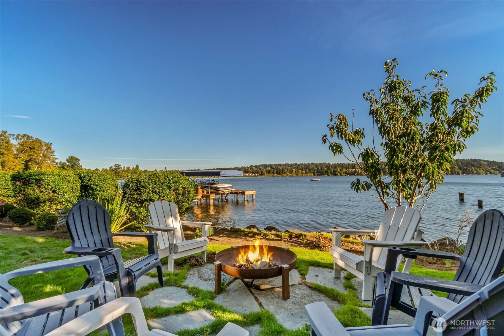 17765  Beach Drive NE  Lake Forest Park WA 98155 photo