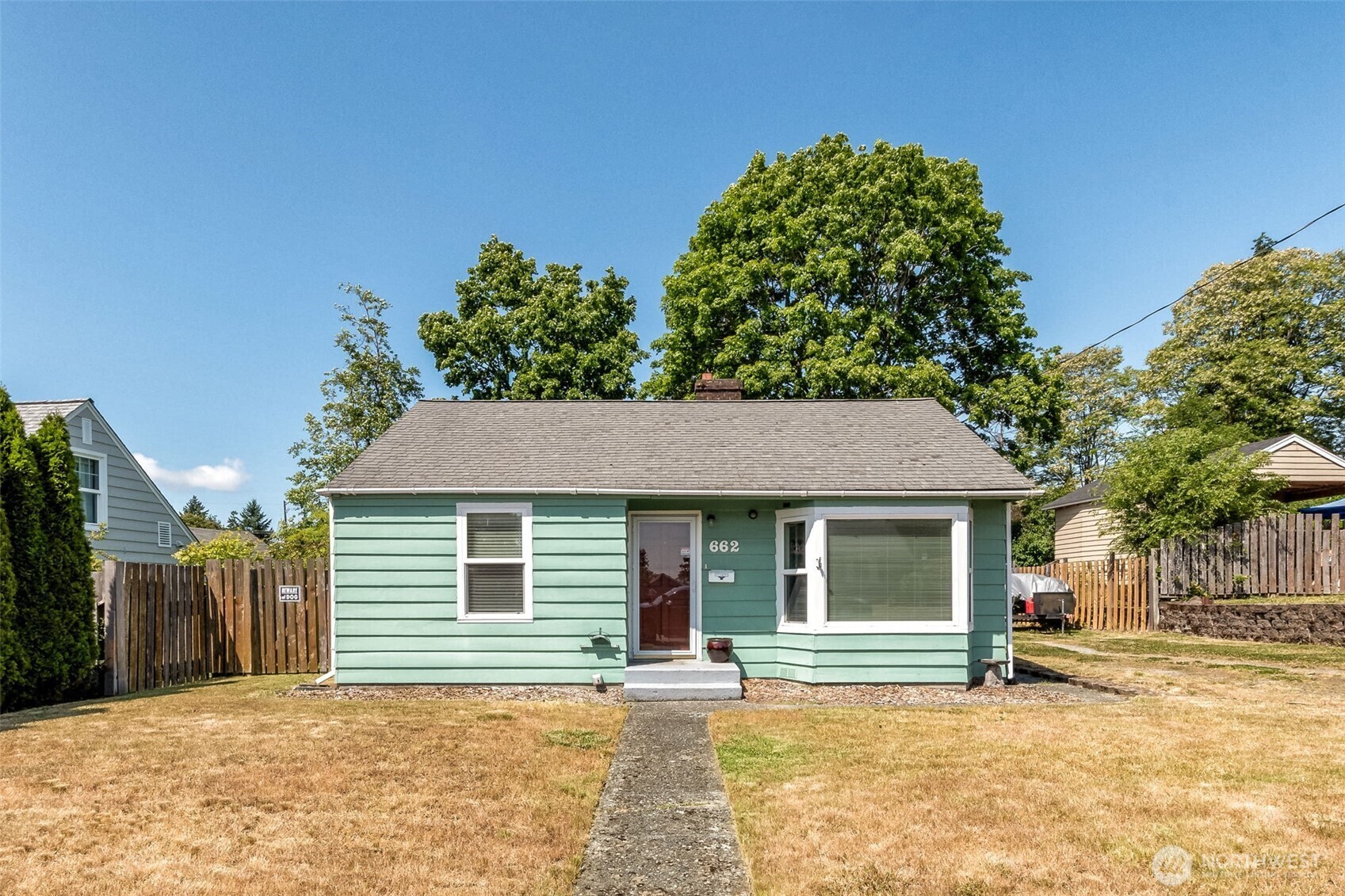 Property Photo: 662 SW 137th Street WA 98166