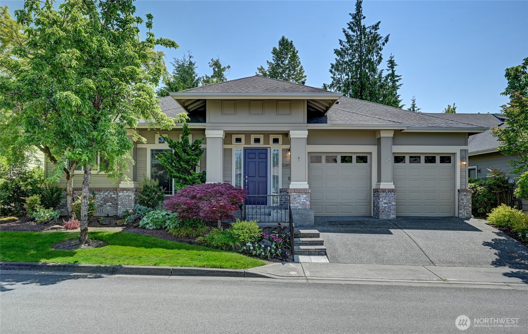 Property Photo: 22879 NE 127th Way WA 98053