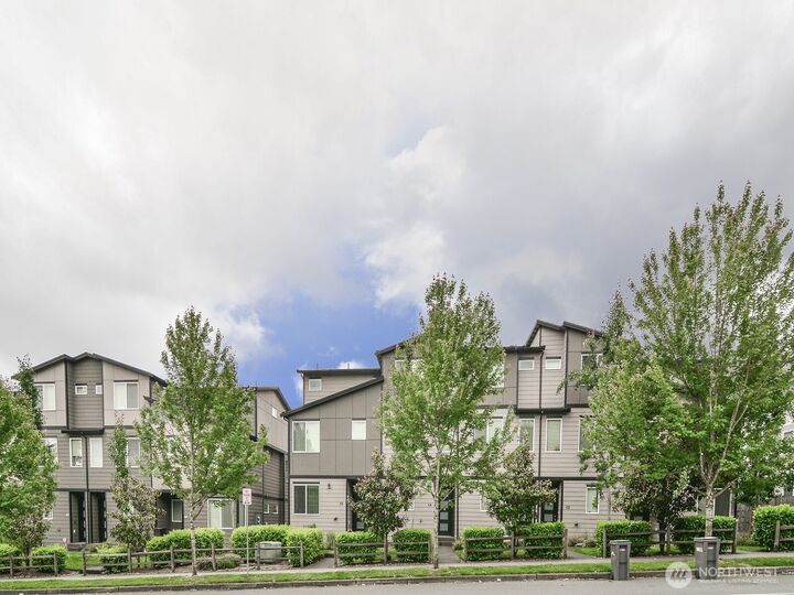 Property Photo: 3230 148th Street SW C1 WA 98087