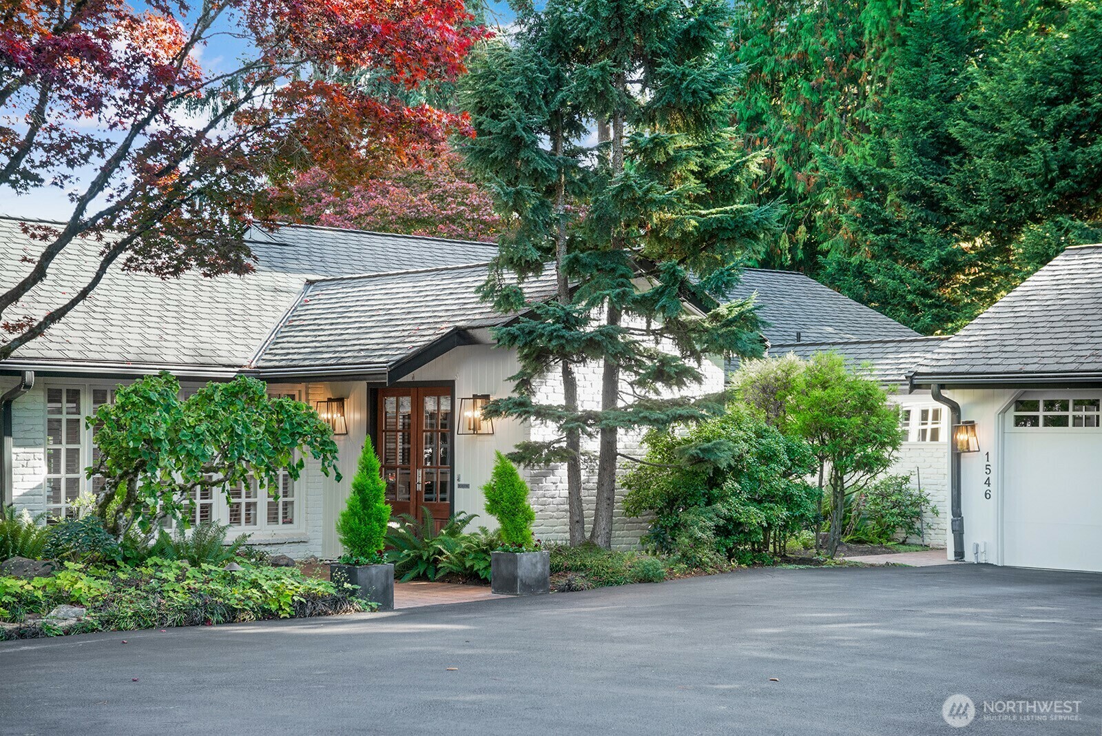 Property Photo: 1546 79th Place NE WA 98039