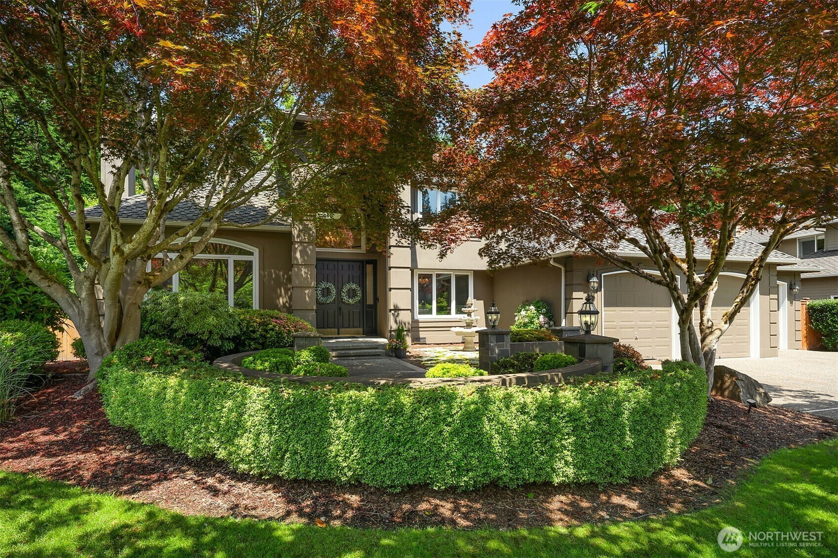 Property Photo: 25738 SE 27th Street WA 98075