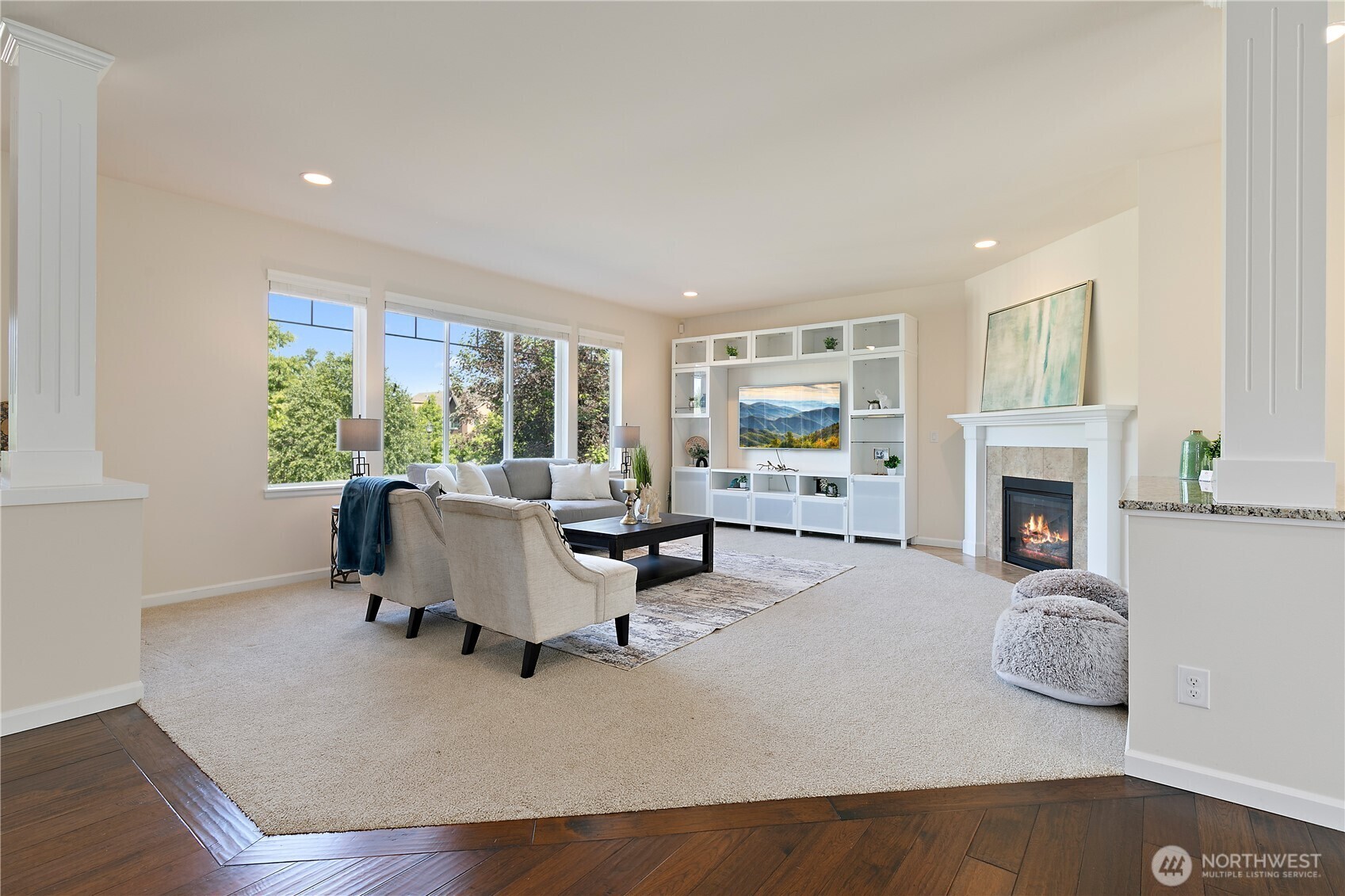 Property Photo: 13926 163rd Place SE WA 98059