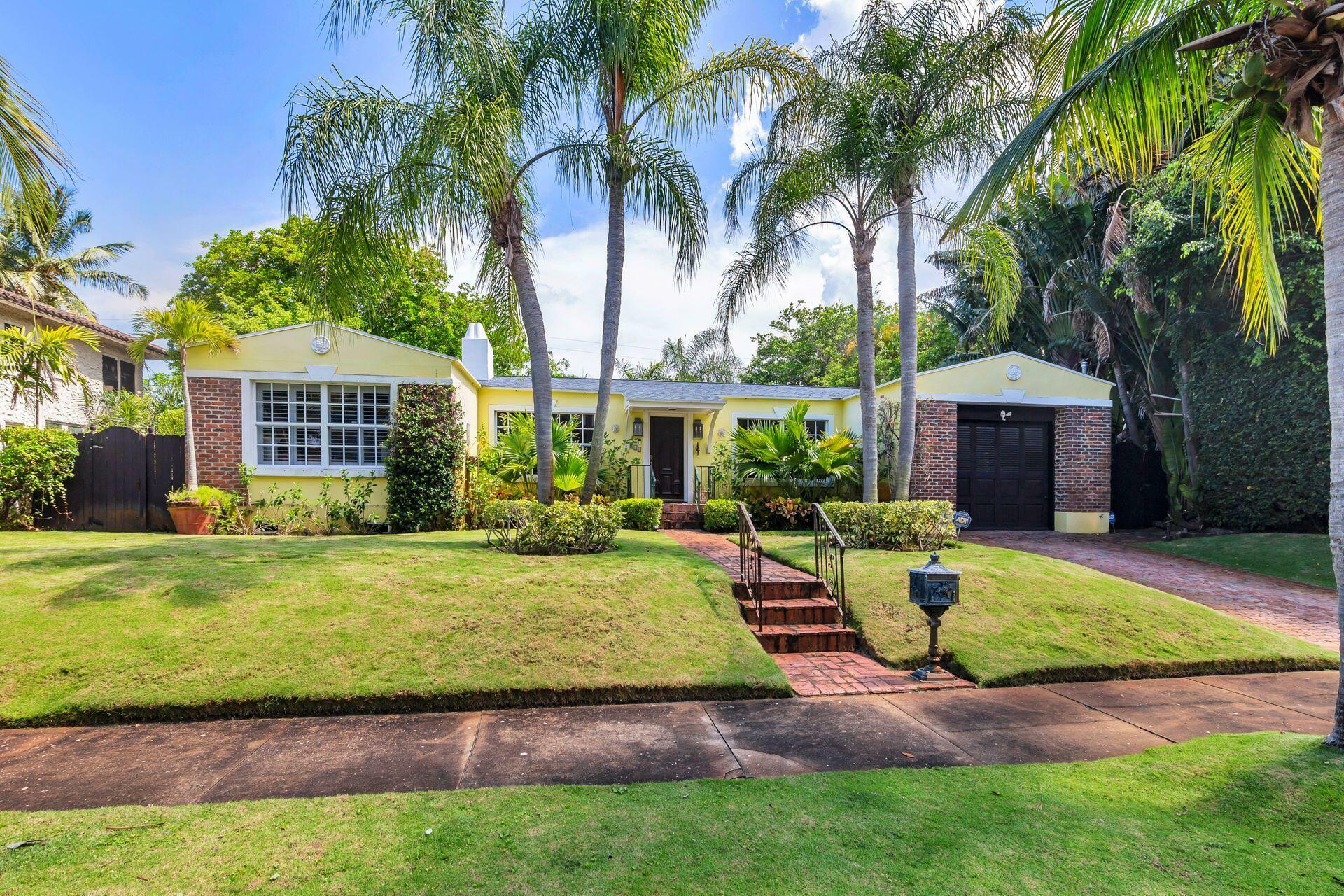 Property Photo: 300 29th Street FL 33407