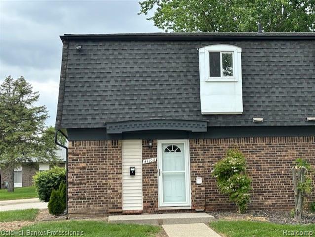Property Photo: 41102 N Woodbury Green Drive MI 48111