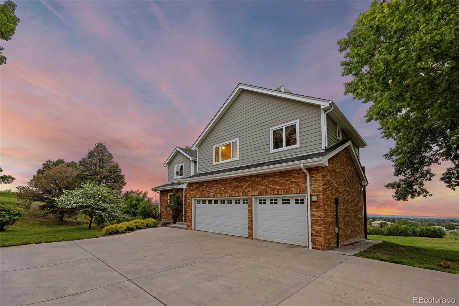 Property Photo: 7883 S Espana Way CO 80016