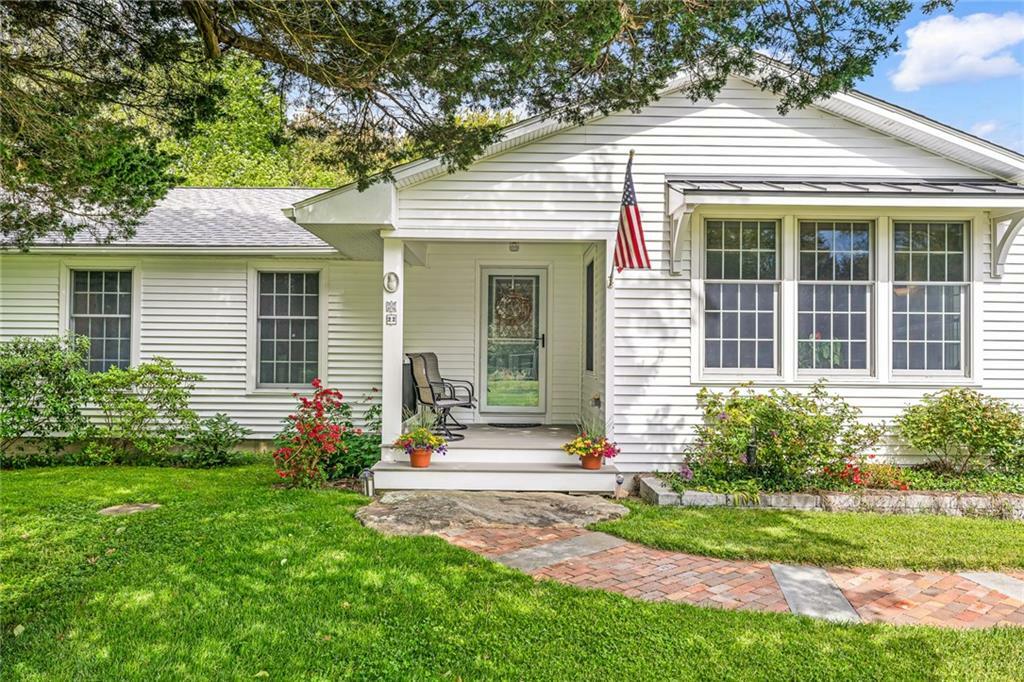 Property Photo:  22 Pond View Drive  RI 02837 