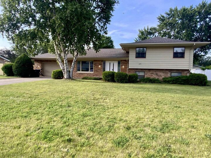 874 East Petunia Lane  Beloit WI 53511 photo
