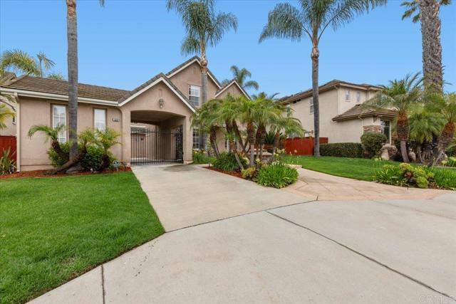Property Photo: 320 Crownview Ct CA 92069